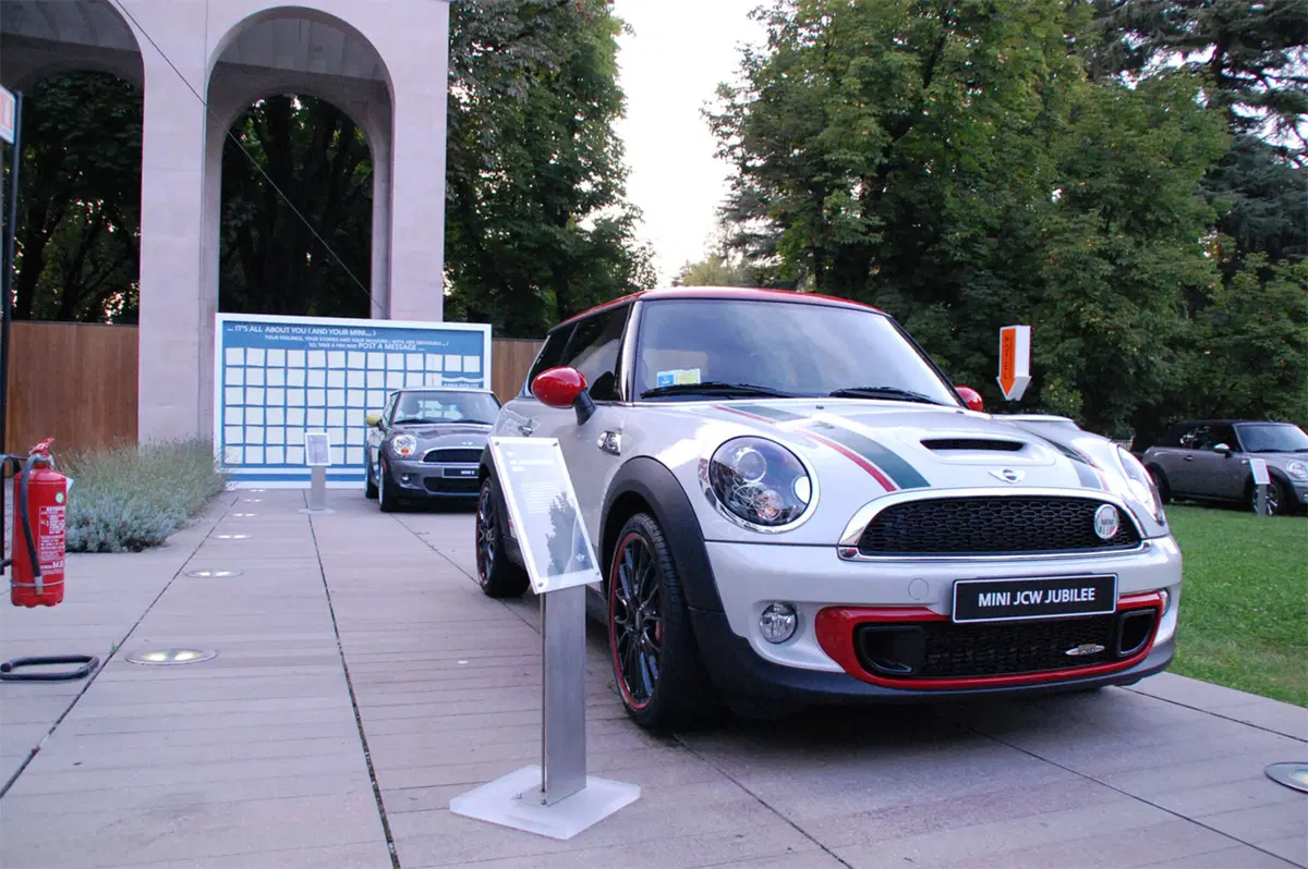Mini: da 10 anni in Italia (54)