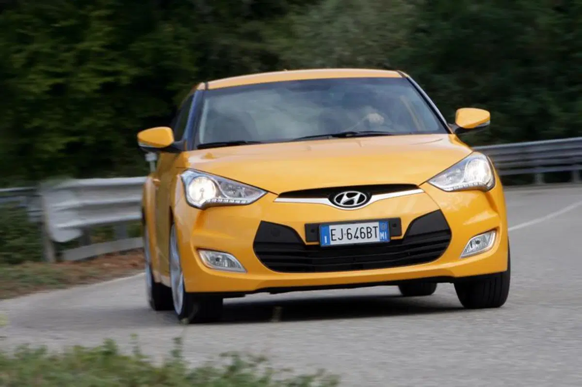 Hyundai Veloster (4)