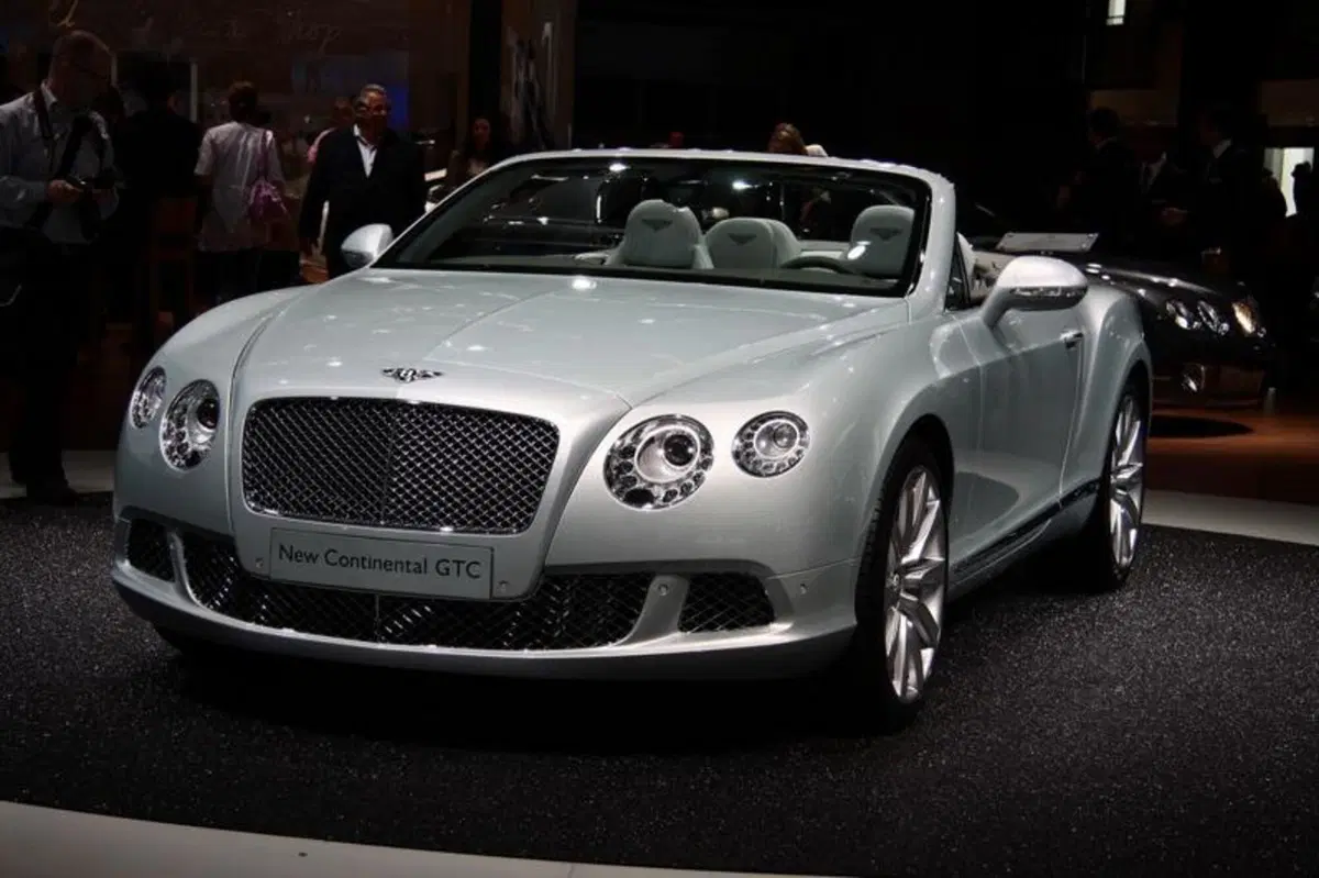 Bentley al Salone di Francoforte: tutte le foto