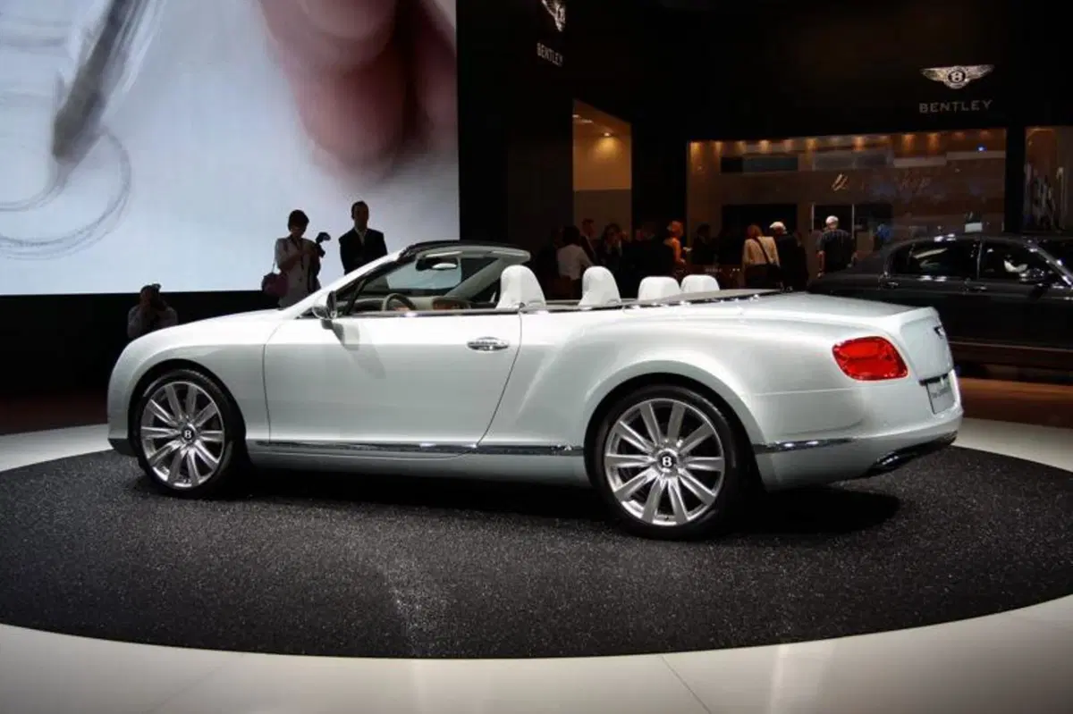 Bentley al Salone di Francoforte: tutte le foto (2)