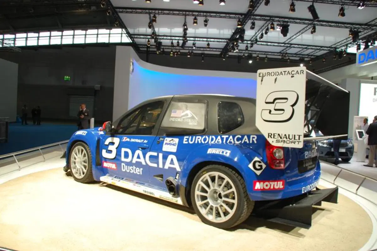 Dacia al Salone di Francoforte: tutte le foto (5)