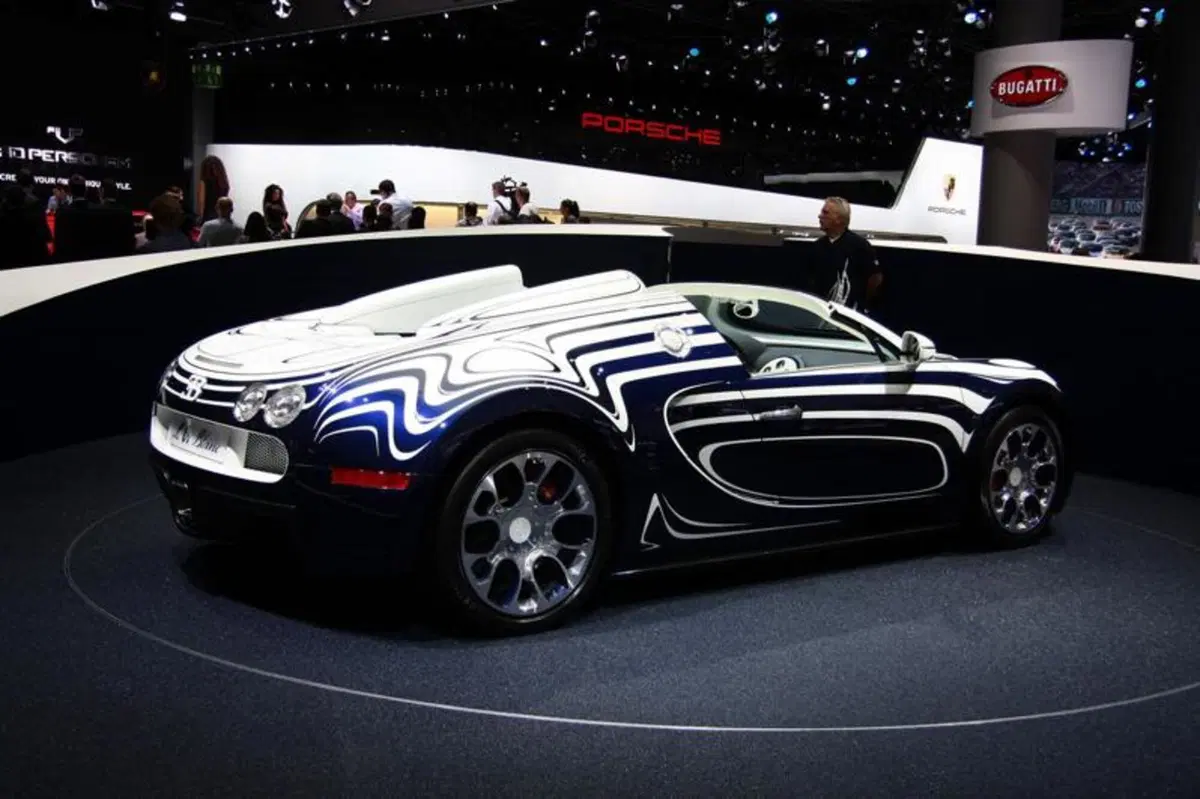 Bugatti al Salone di Francoforte: tutte le foto (6)