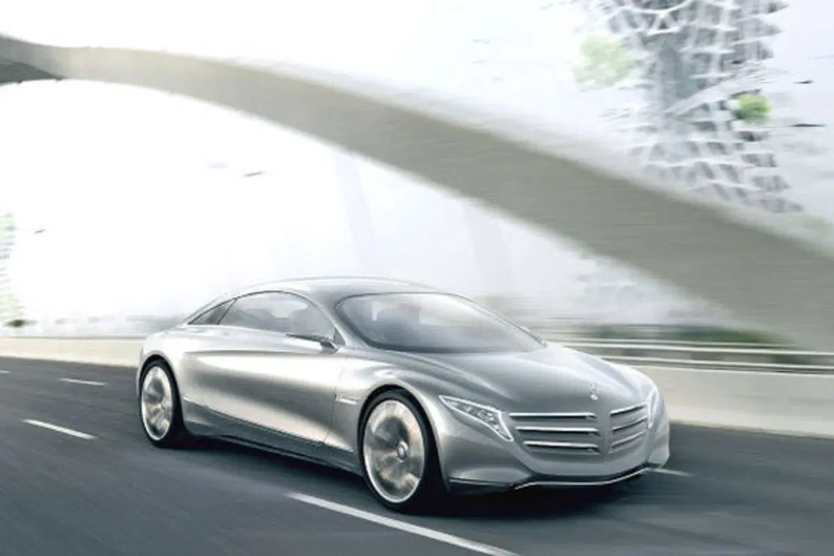 Mercedes Benz F125 Concept (8)