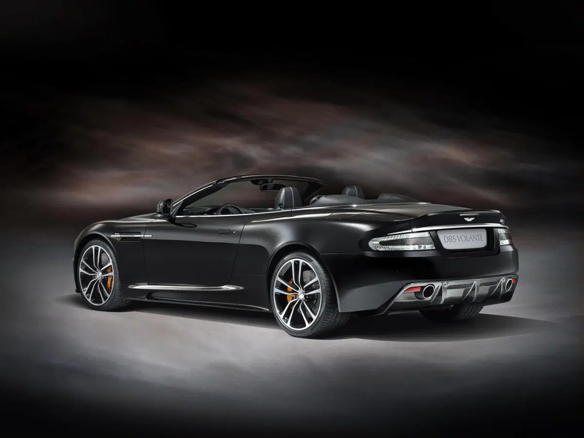 Aston Martin DBS Carbon Edition (2)