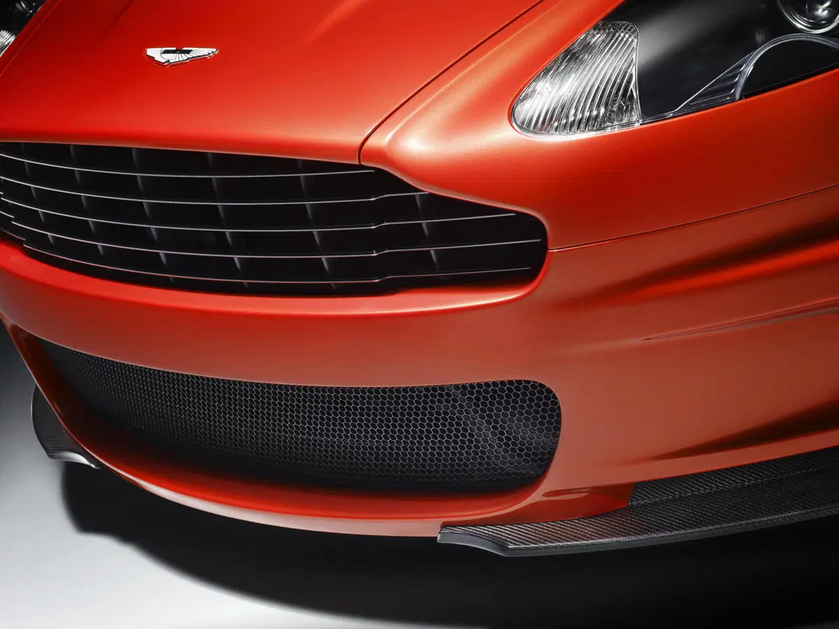 Aston Martin DBS Carbon Edition (3)