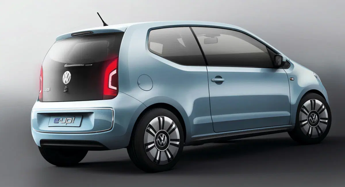 Volkswagen Up: sei modi di dire mobilità urbana (14)
