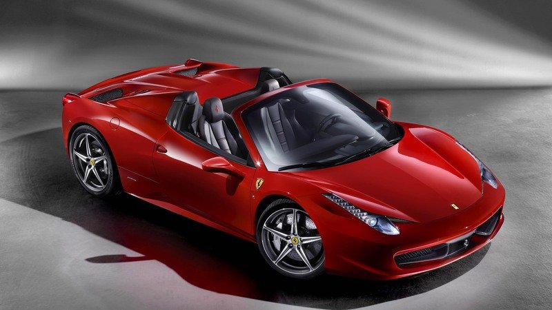 Ferrari: presentato a Francoforte il programma Tailor-Made insieme alla 458 Spider
