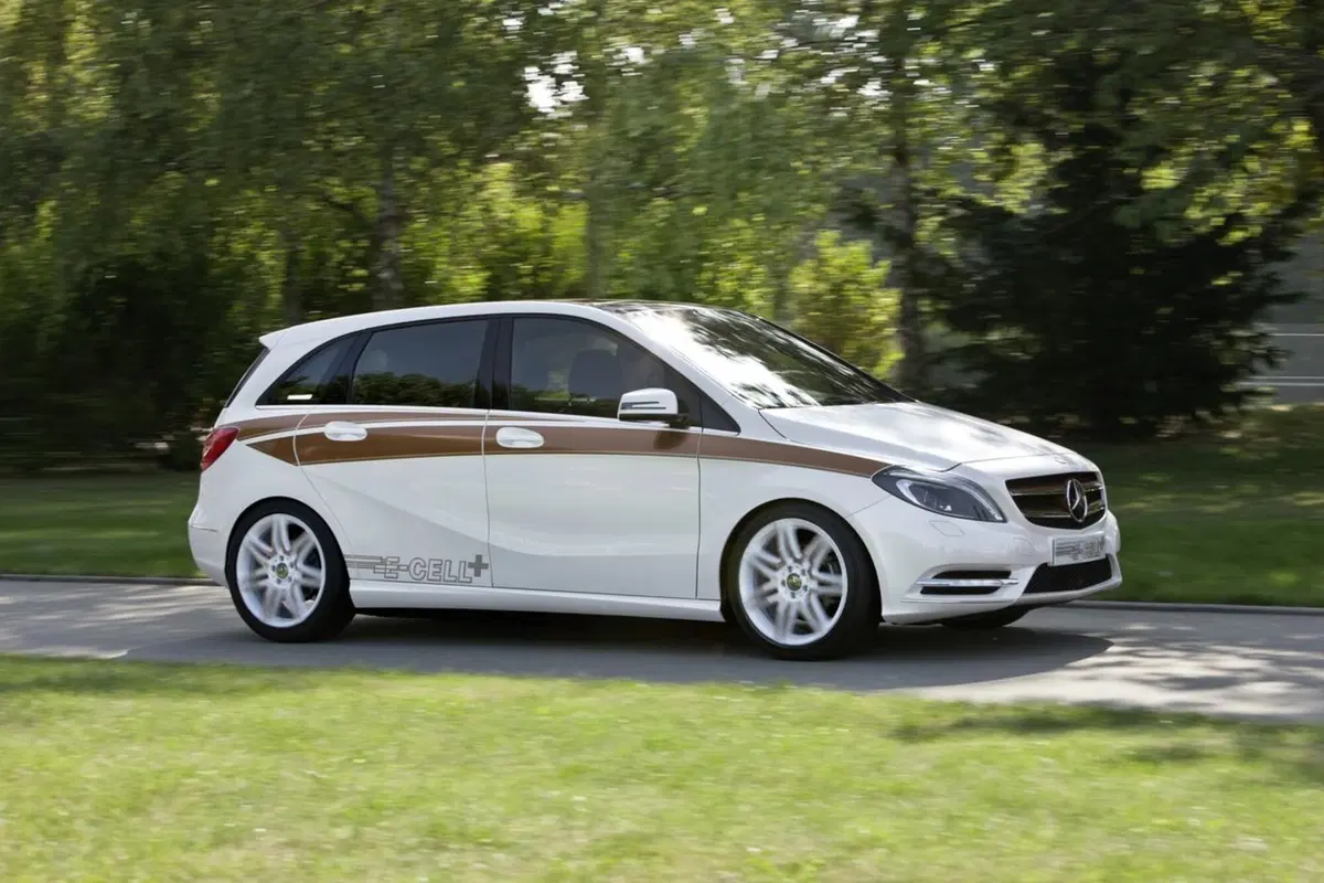 Mercedes Classe B E-Cell Plus Concept