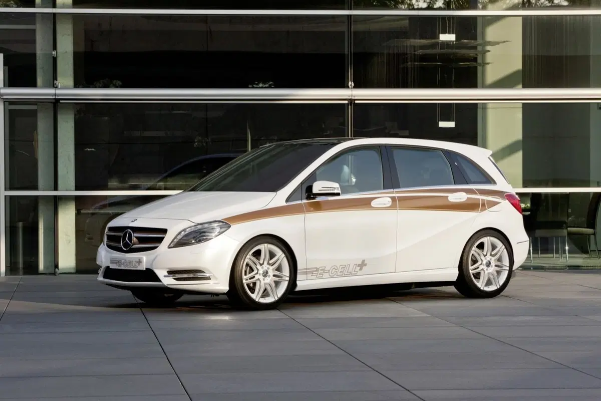 Mercedes Classe B E-Cell Plus Concept (3)