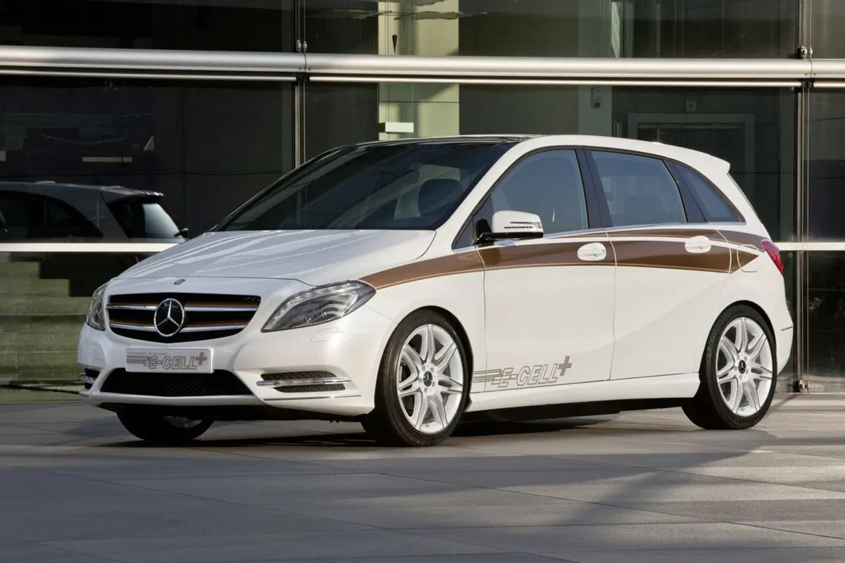 Mercedes Classe B E-Cell Plus Concept (5)