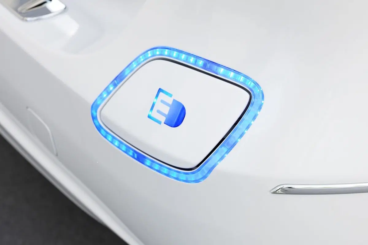 Mercedes Classe B E-Cell Plus Concept (13)