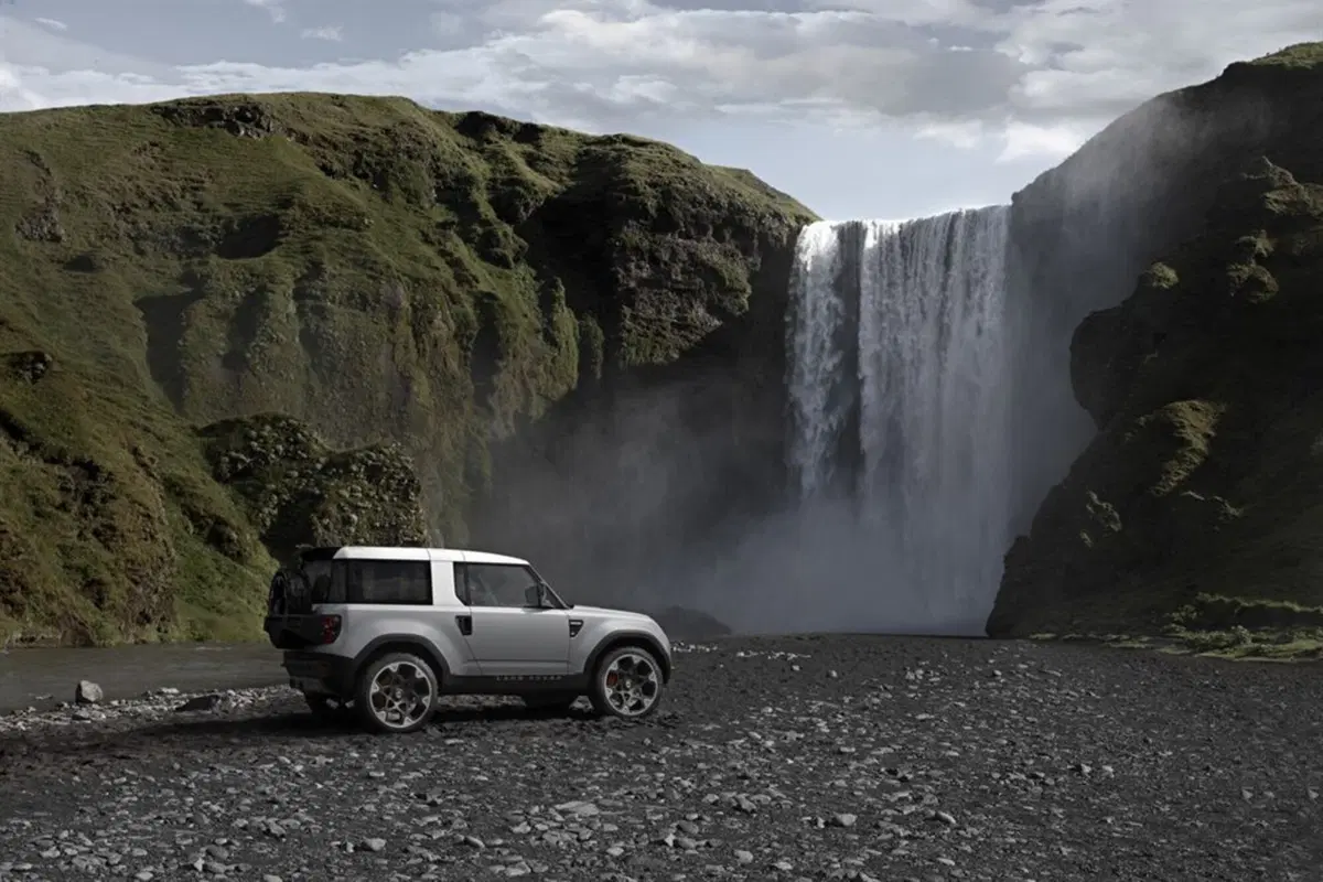 Land Rover DC100 e DC100 Sport: le Defender che verranno (6)