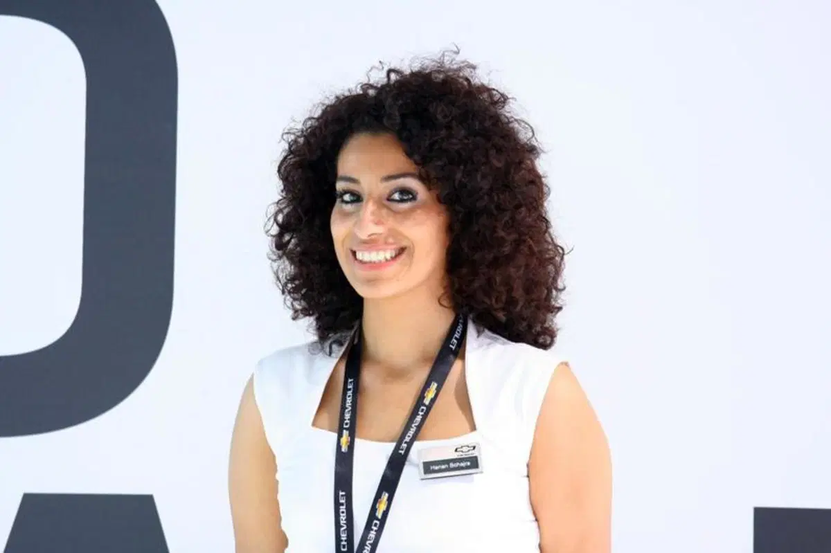 IAA 2011 live: le ragazze più belle dagli stand (28)
