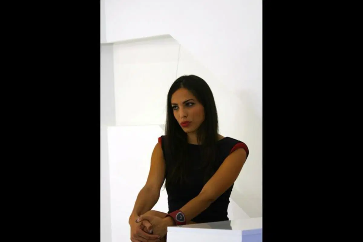 IAA 2011 live: le ragazze più belle dagli stand (47)