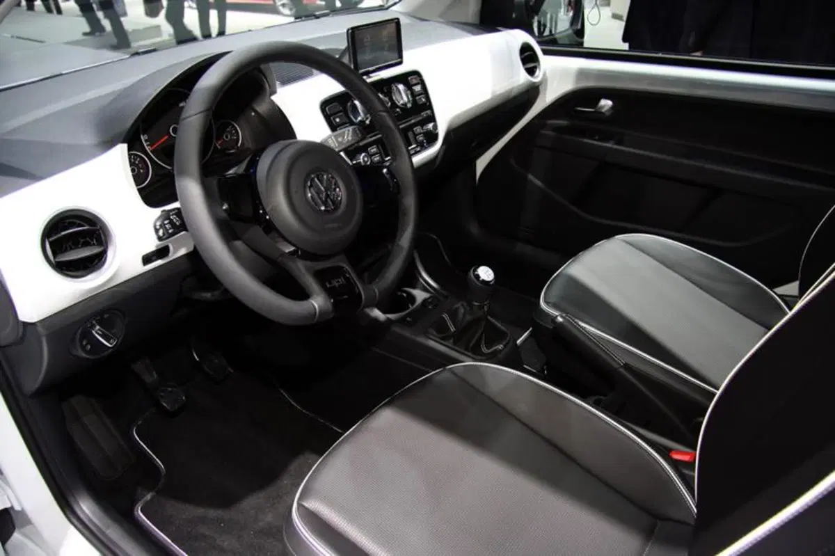 IAA 2001 live: la nuova Volkswagen Up! (16)