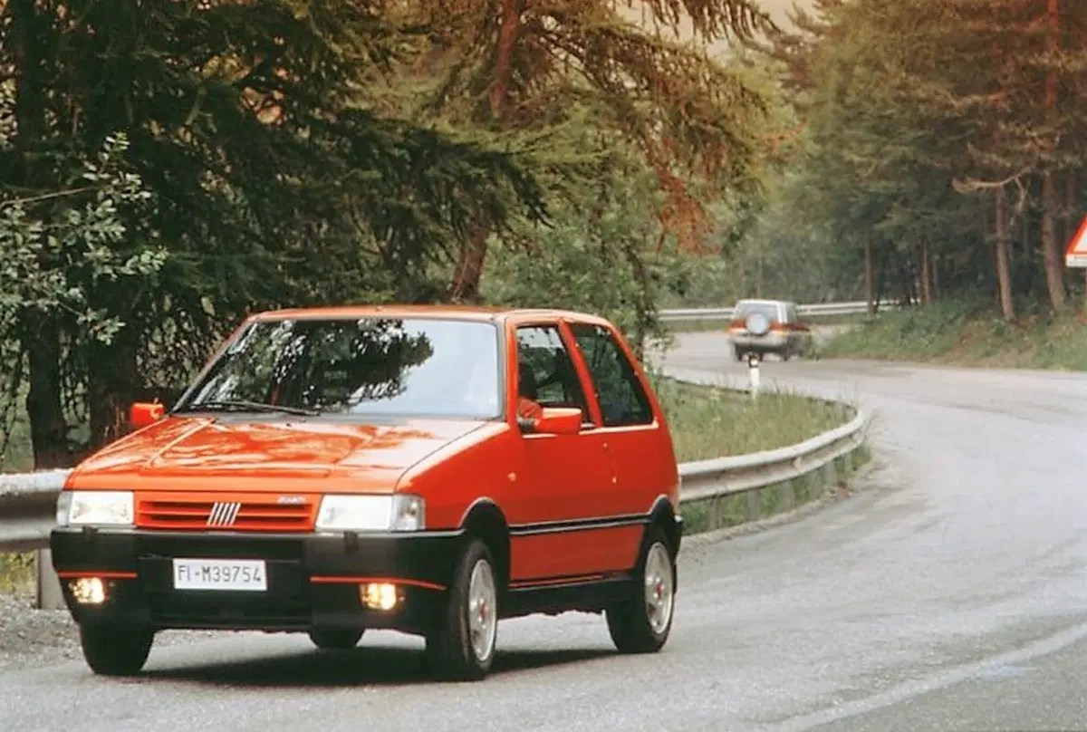Quale era meglio, Confronto storiche: Fiat Uno Vs Renault Clio I (3)