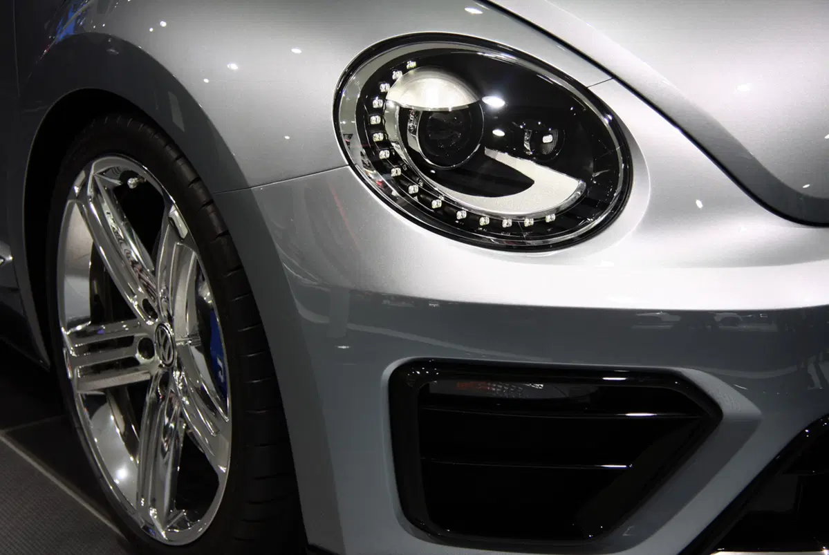 Volkswagen Beetle R Concept (6)