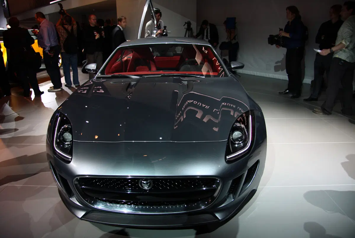 IAA 2011 live: Jaguar C-X16