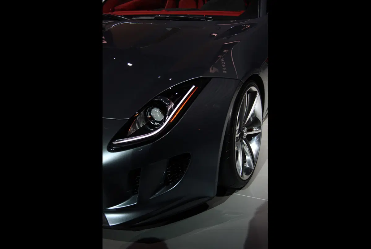 IAA 2011 live: Jaguar C-X16 (5)