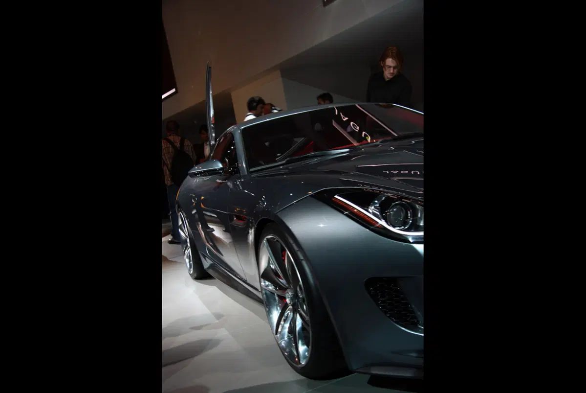 IAA 2011 live: Jaguar C-X16 (8)