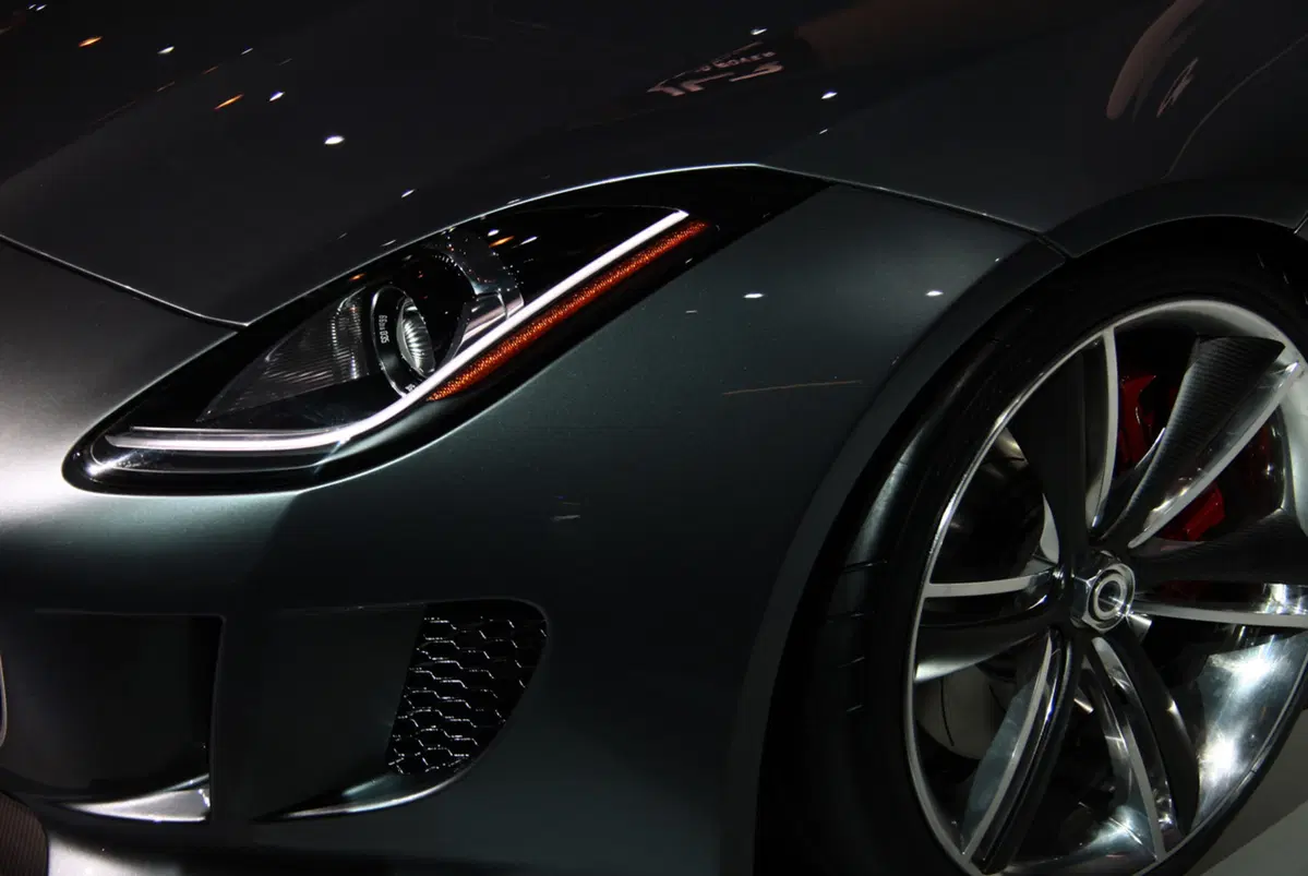 IAA 2011 live: Jaguar C-X16 (9)