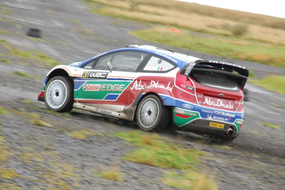 Marco Simoncelli prova la Ford Fiesta WRC 2011 (3)