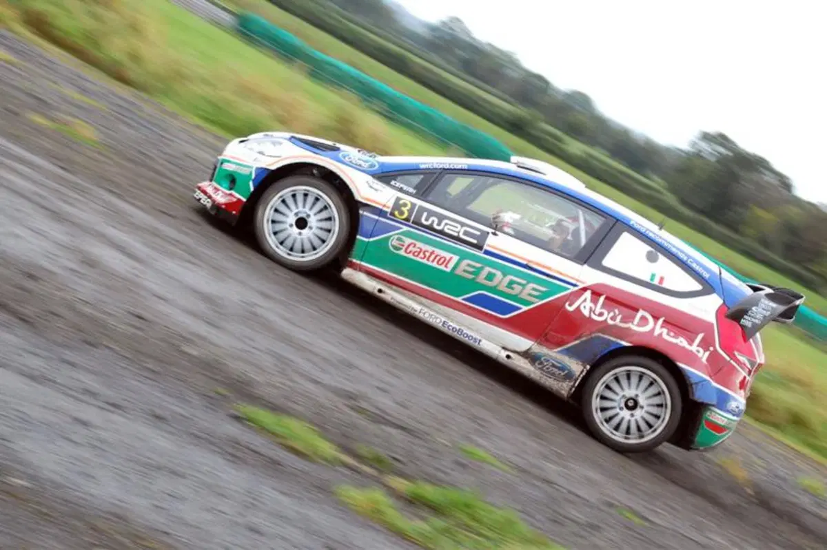 Marco Simoncelli prova la Ford Fiesta WRC 2011 (5)