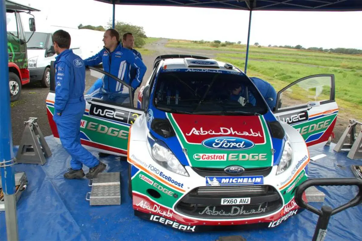Marco Simoncelli prova la Ford Fiesta WRC 2011 (25)