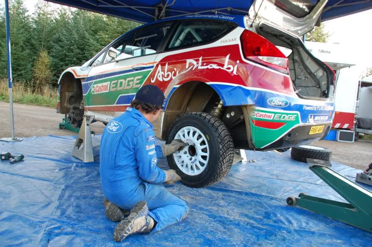 Con Mikko Hirvonen sulla Ford Fiesta WRC 2011 (40)
