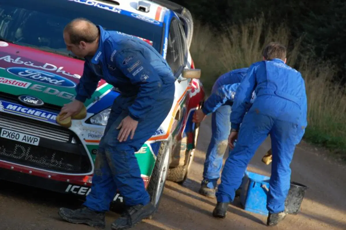 Con Mikko Hirvonen sulla Ford Fiesta WRC 2011 (44)
