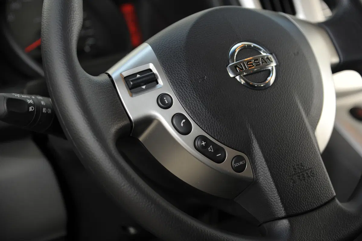 Nissan Evalia (20)