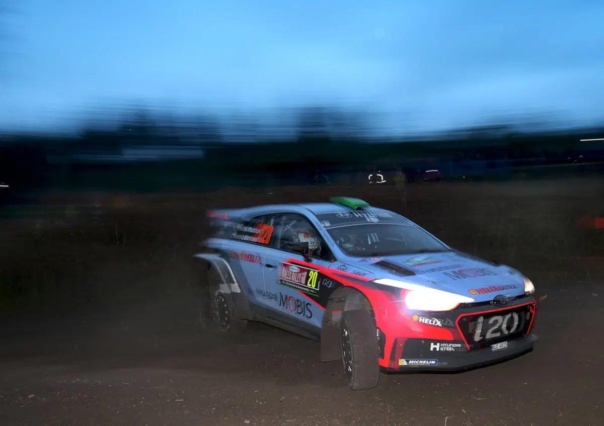 WRC16 Galles. Fermare Ogier (VW)! È una parola! (12)