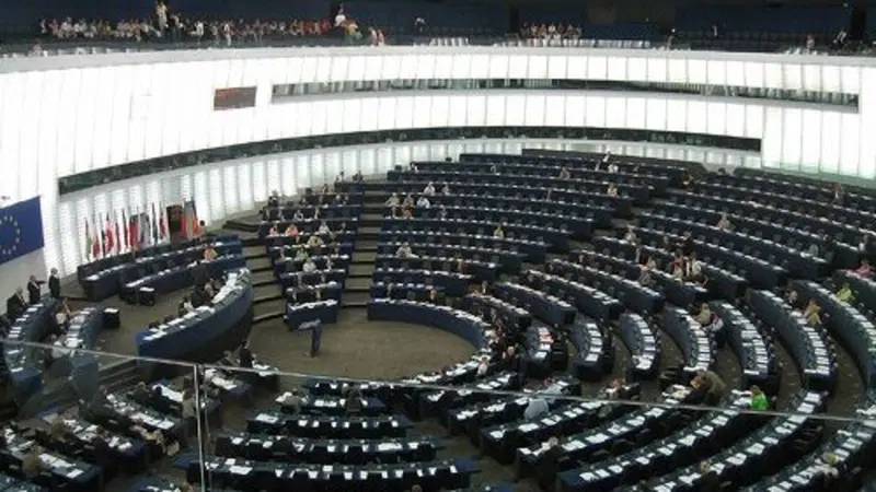 Unione Europea: no ai sostegni nazionali all'auto