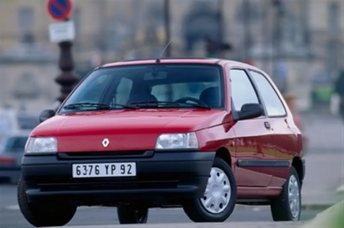 Quale era meglio, Confronto storiche: Fiat Uno Vs Renault Clio I (4)