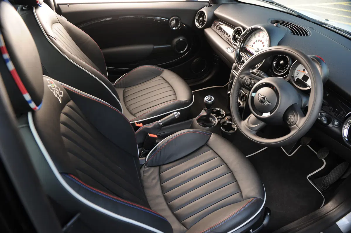 Mini: 2.012 London Edition Models per le Olimpiadi di Londra (7)