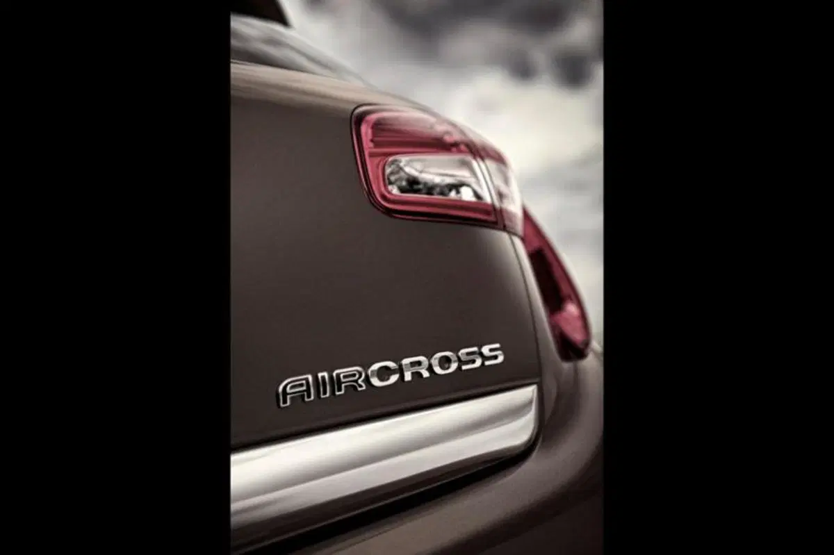 Citroen C4 Aircross: prime immagini ufficiali (10)