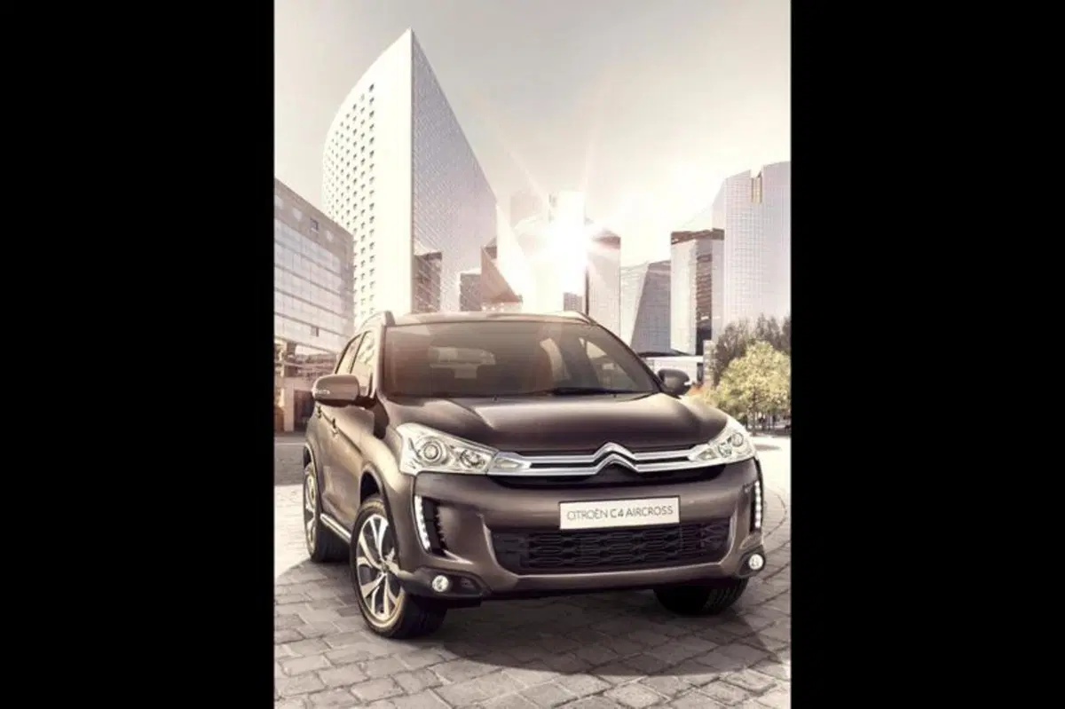 Citroen C4 Aircross: prime immagini ufficiali (11)