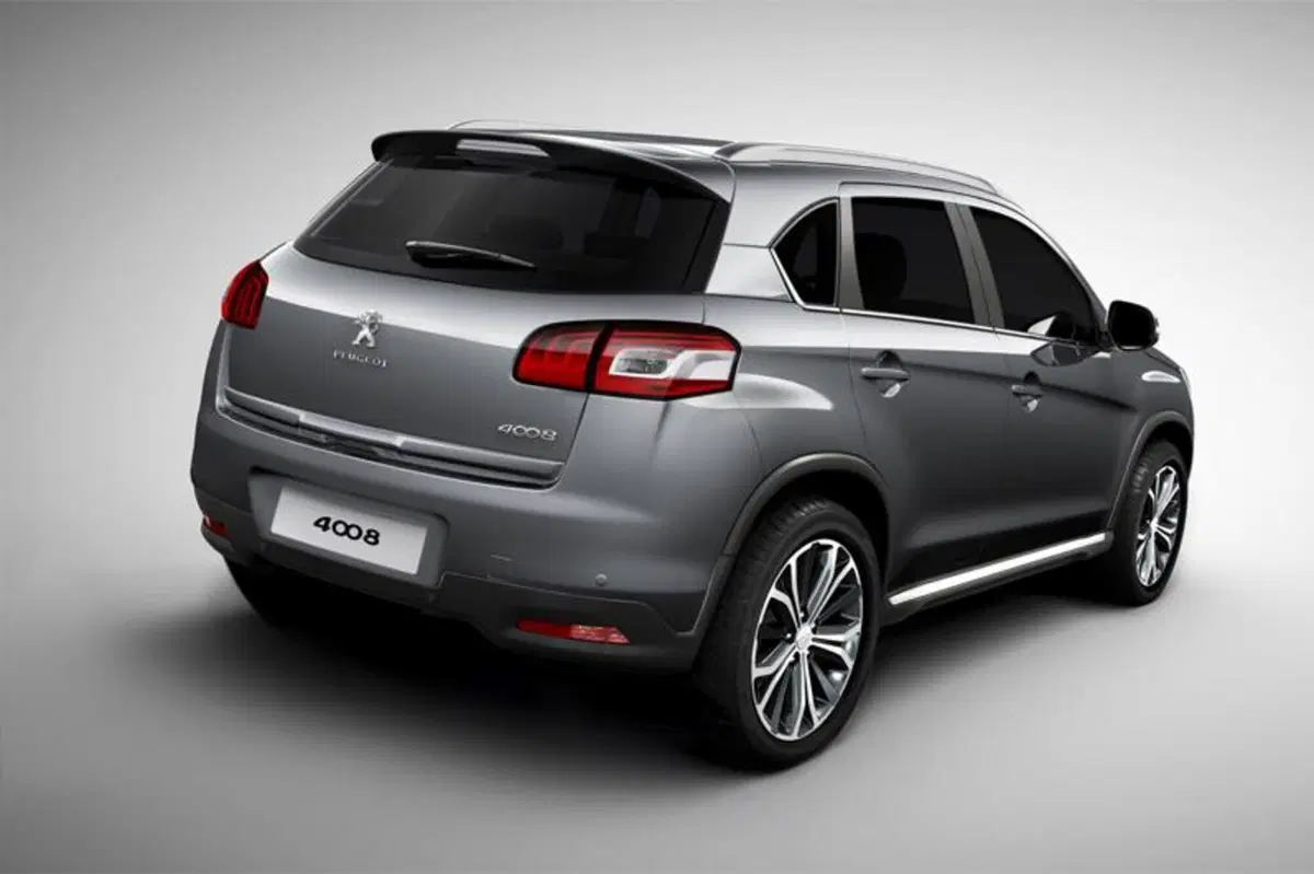 Peugeot 4008 (2)