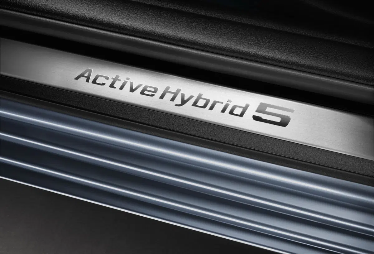 BMW ActiveHybrid 5 (10)