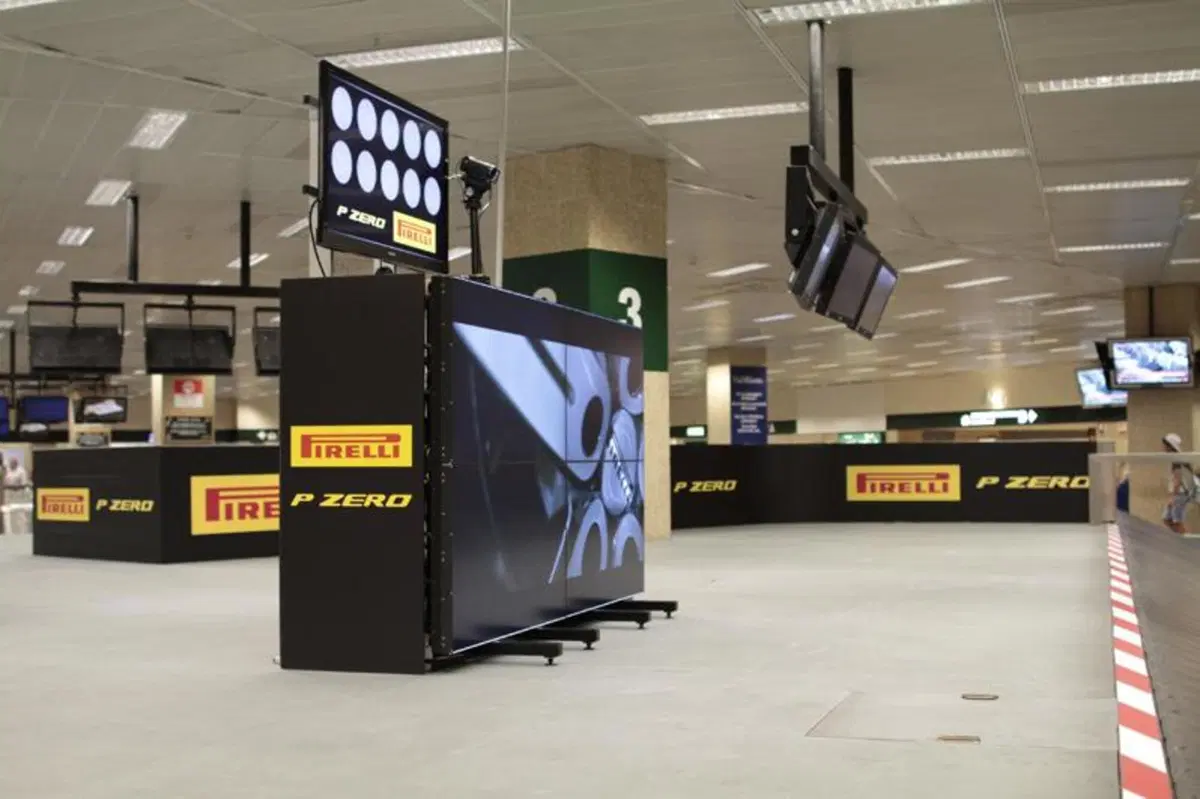 Pirelli F1: a Malpensa si è sperimentata la Augmented Reality (3)