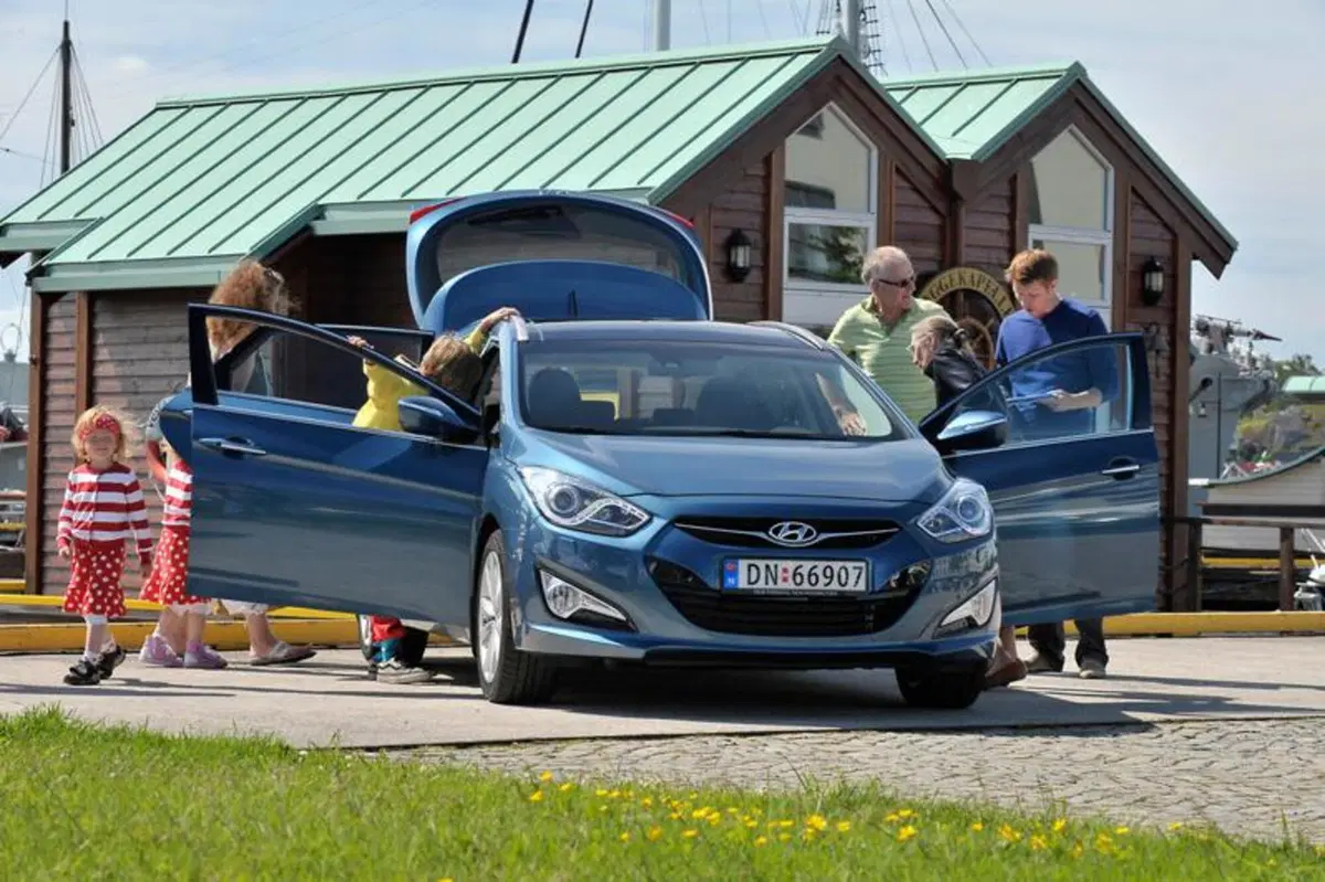 Hyundai i40 Wagon (14)