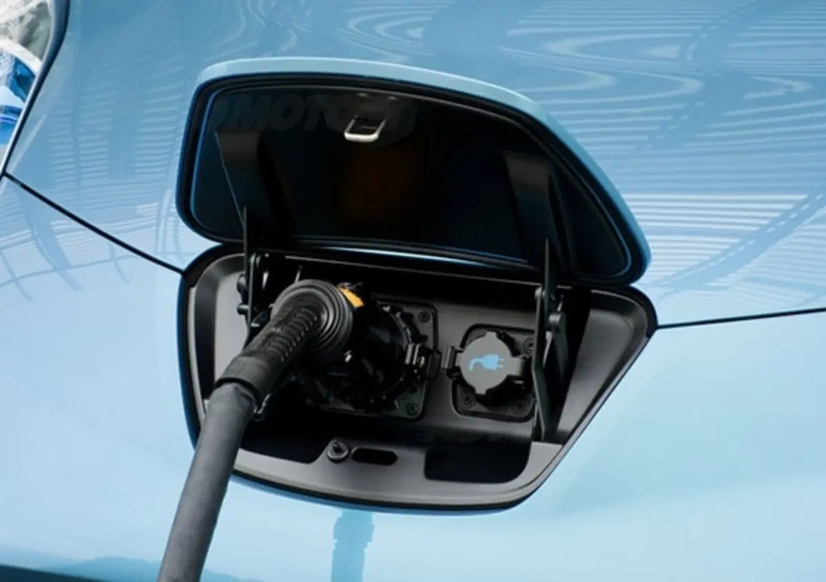 Nissan: accordo con GE per diffondere l'auto elettrica