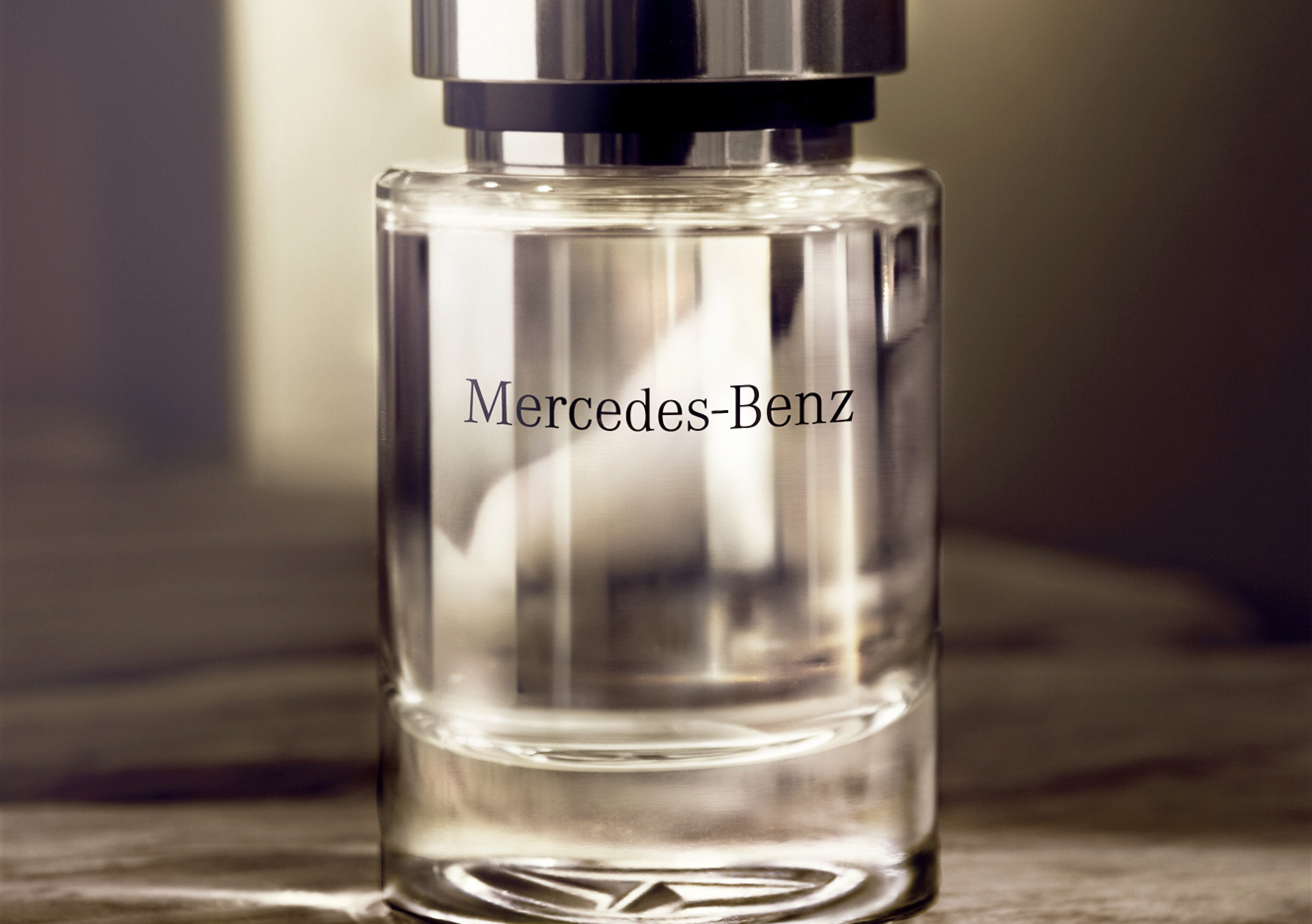 Mercedes-Benz lancia una nuova fragranza per uomo
