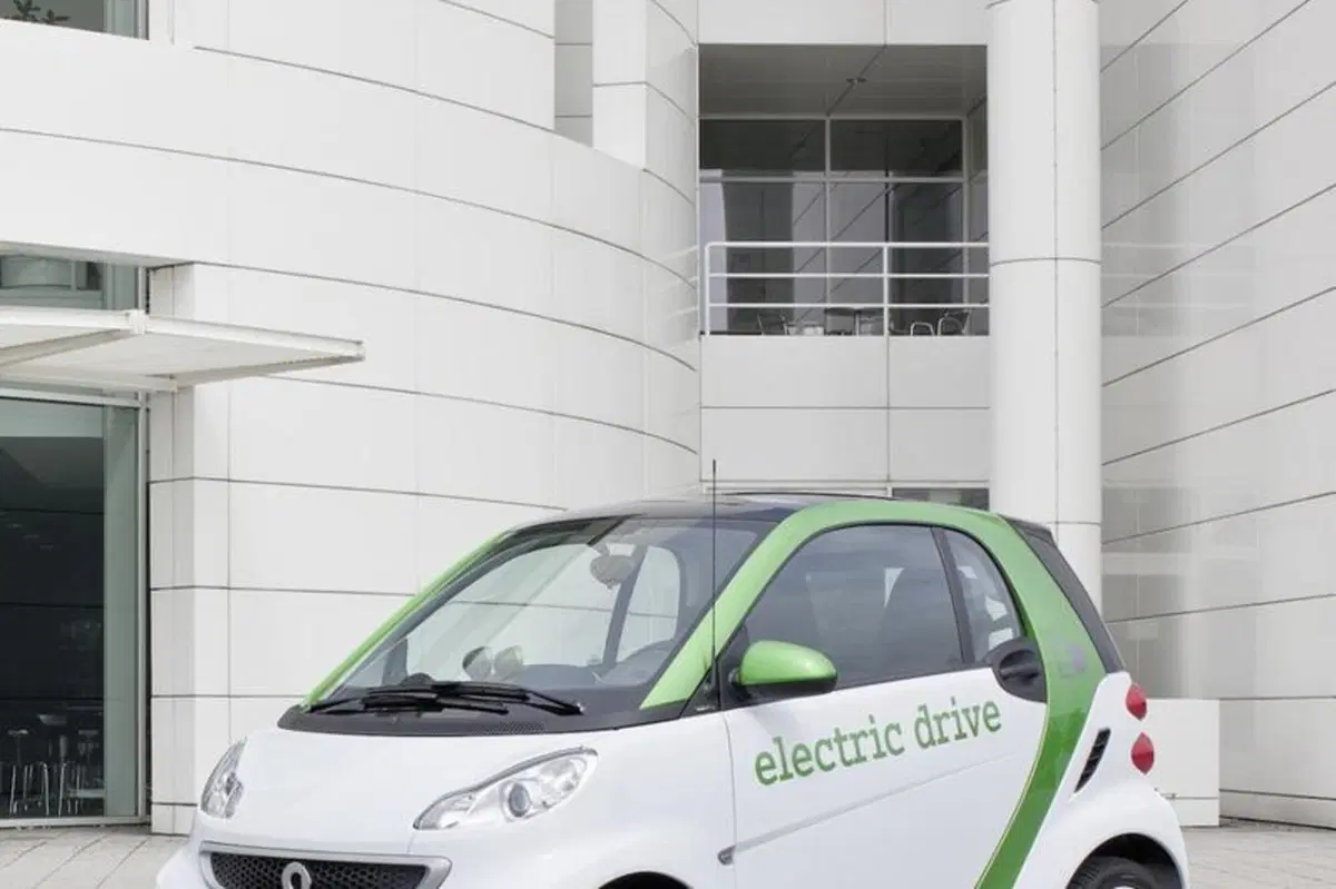 Smart Fortwo electric drive: prezzi italiani (4)