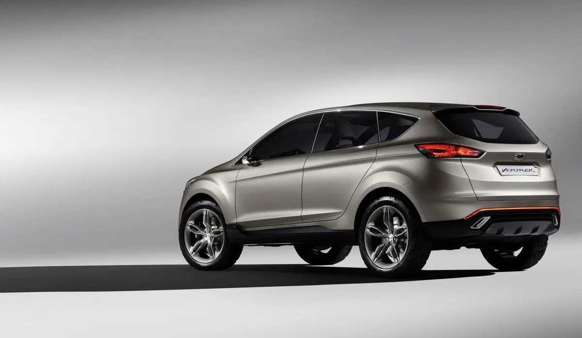Ford Escape: anticipa la nuova Kuga (8)