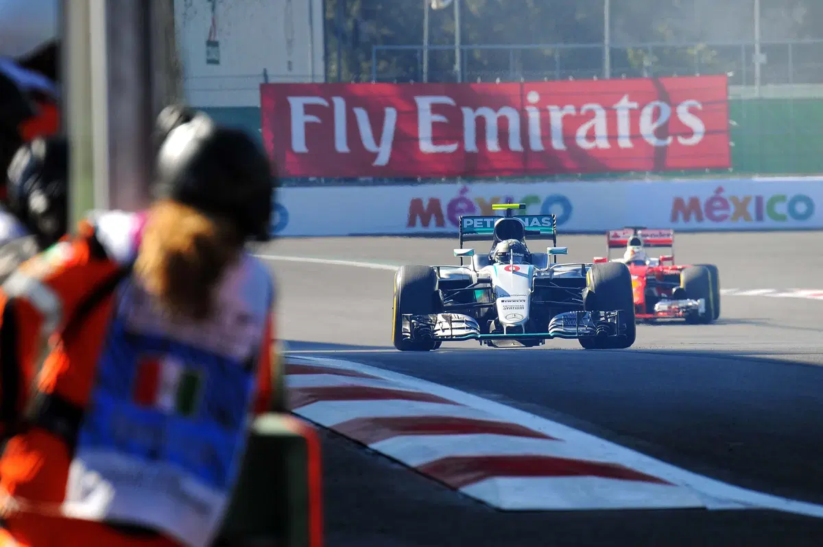 F1, Gp Messico 2016: pole per Hamilton (7)