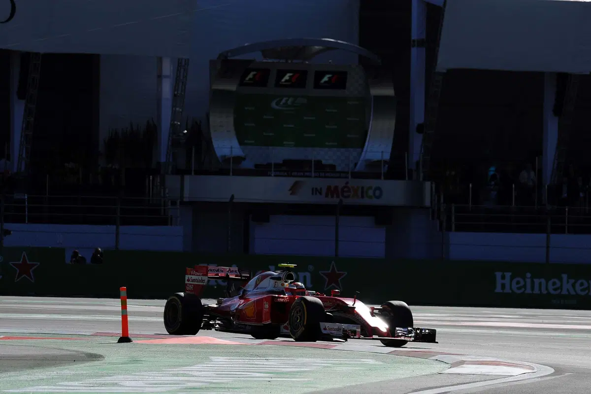 F1, Gp Messico 2016: pole per Hamilton (9)