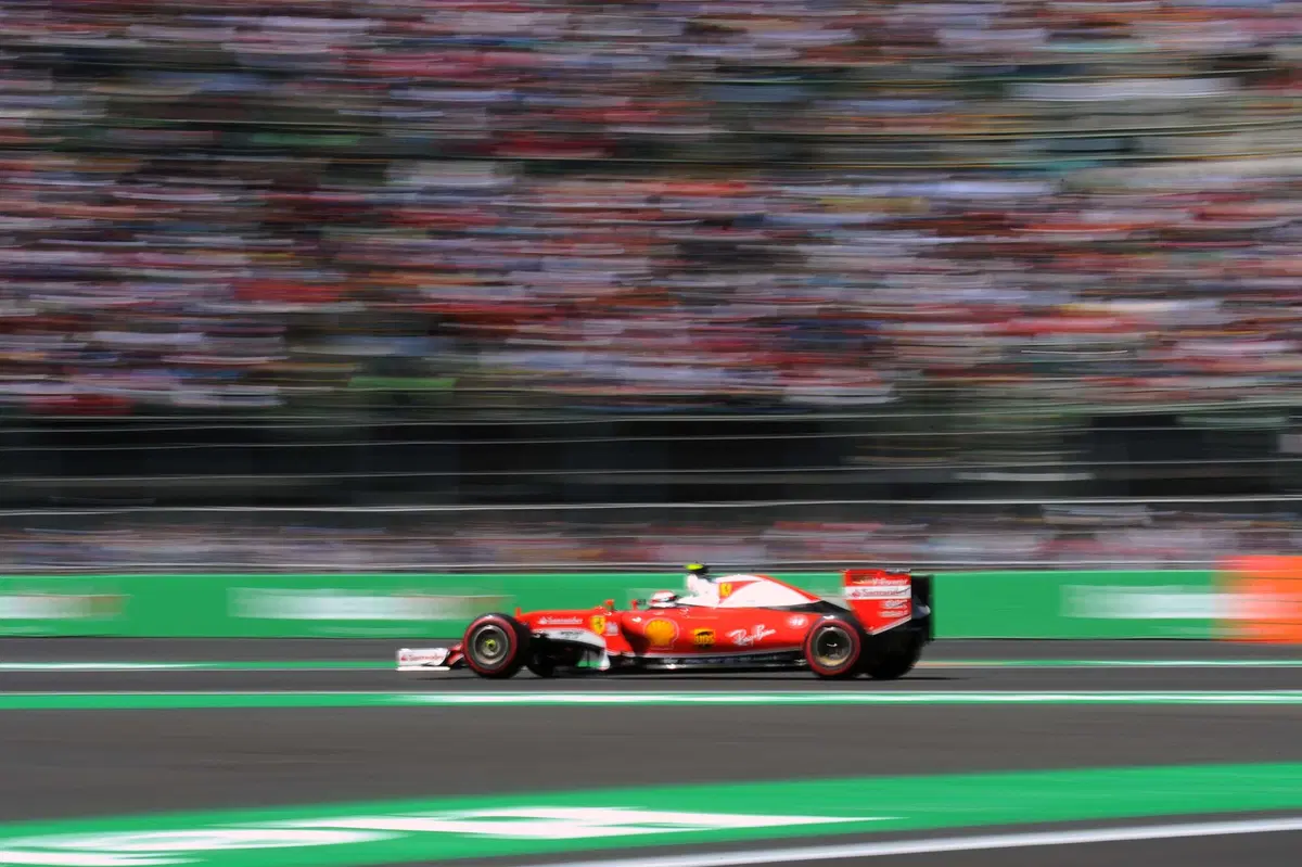 F1, Gp Messico 2016: pole per Hamilton (13)