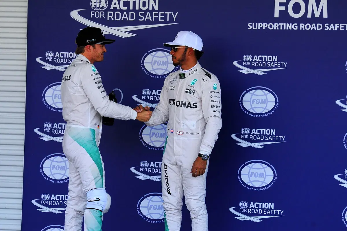 F1, Gp Messico 2016: pole per Hamilton (29)
