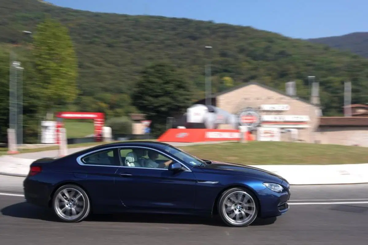 BMW Serie 6 Coupé (2)